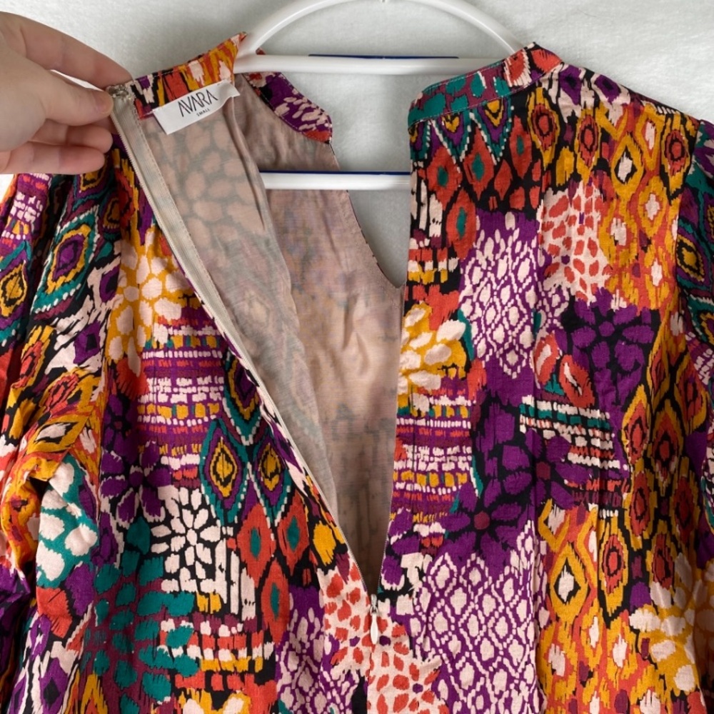 AVARA | Women’s Colorful V Neck Blouse Cuffed Scrunch Sleeve | Small | - Picture 6 of 11